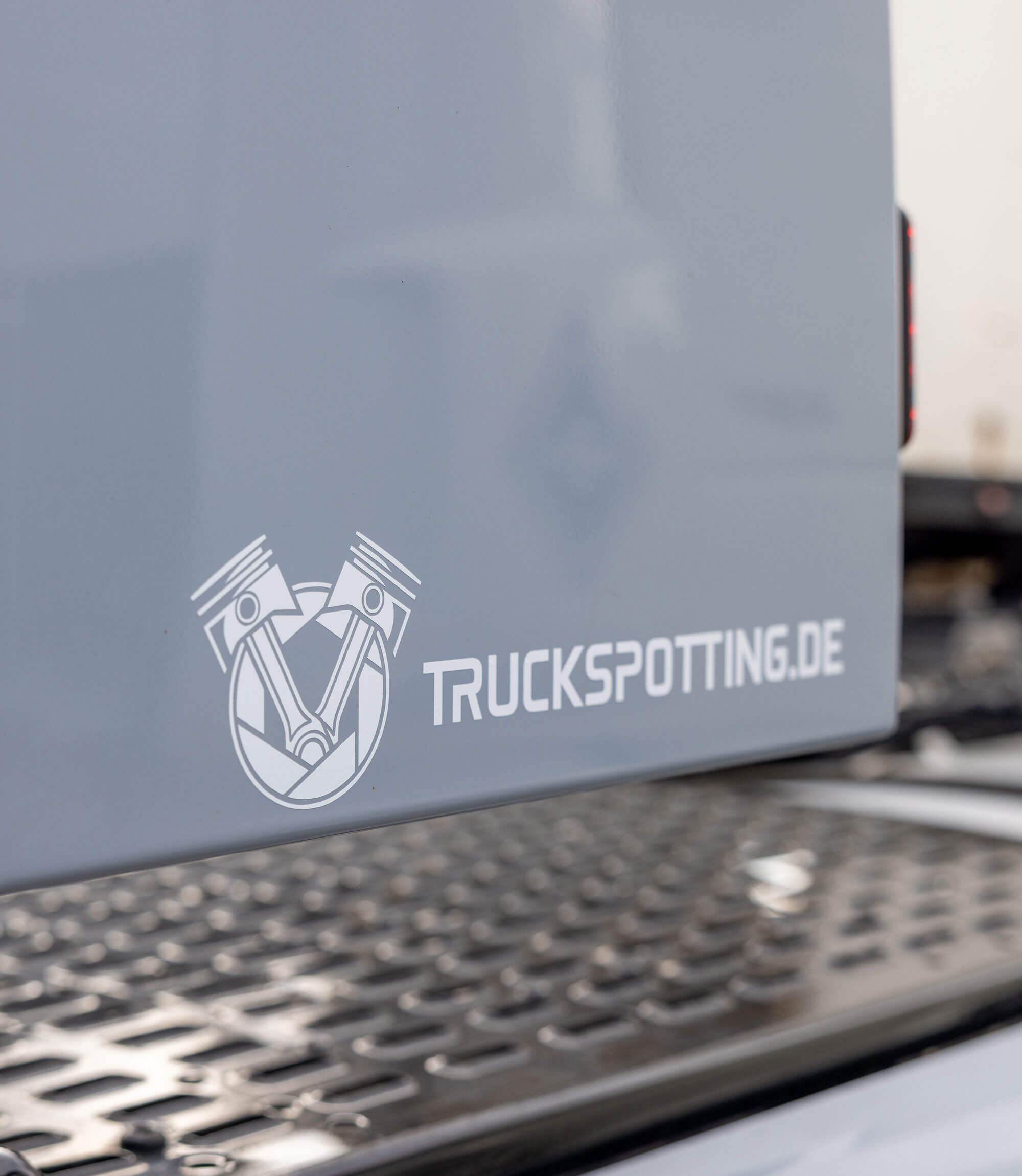 Plotter stickers - truckspotting.de sideways